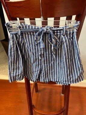 Charlotte Russe Navy & White Vertical Stripe High-Waist Tie Shorts